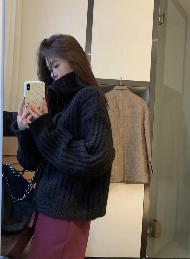 하이넥 버튼 니트 가디건 상세 이미지 11