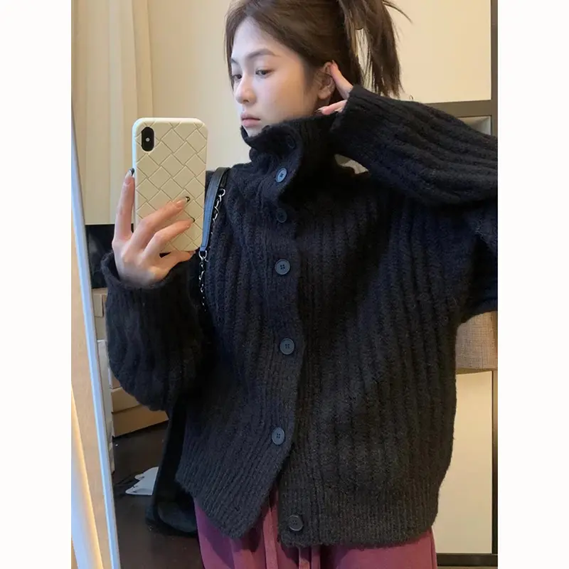 하이넥 버튼 니트 가디건 상세 이미지 12
