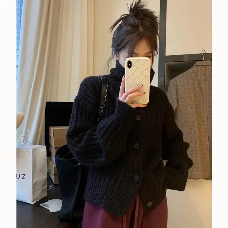 하이넥 버튼 니트 가디건 상세 이미지 15