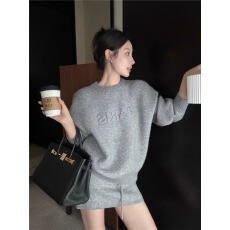 批发休闲套<b class='q'>装</b>字母压印长袖套头毛衣女秋冬穿搭针织半身短裙灰色两件套