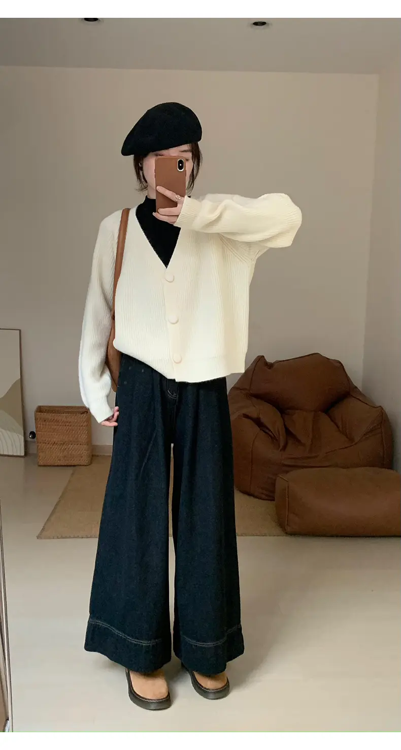 레트로 클래식 삼단 버튼 가디건 상세 이미지 1