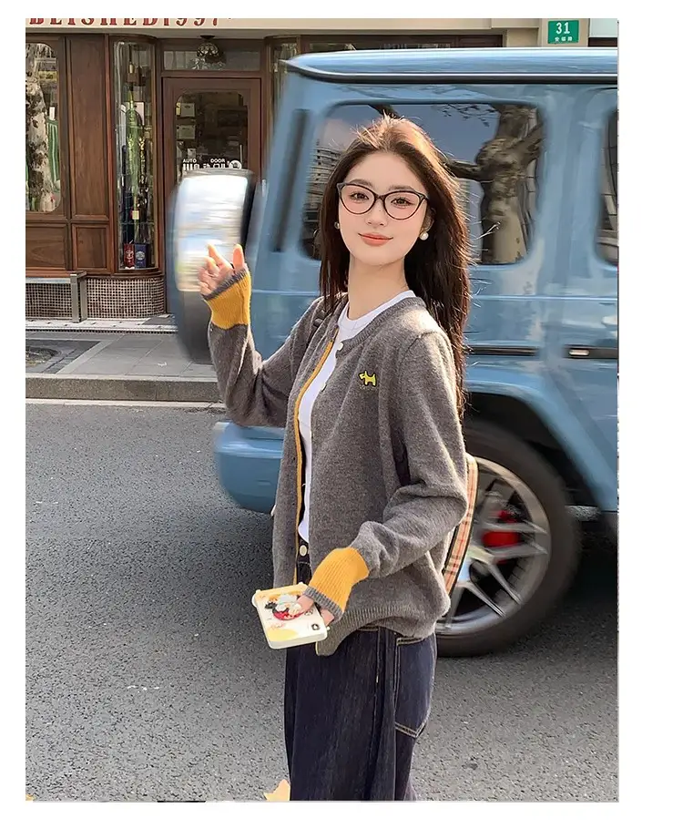 자수 라운드넥 니트 가디건 상세 이미지 2