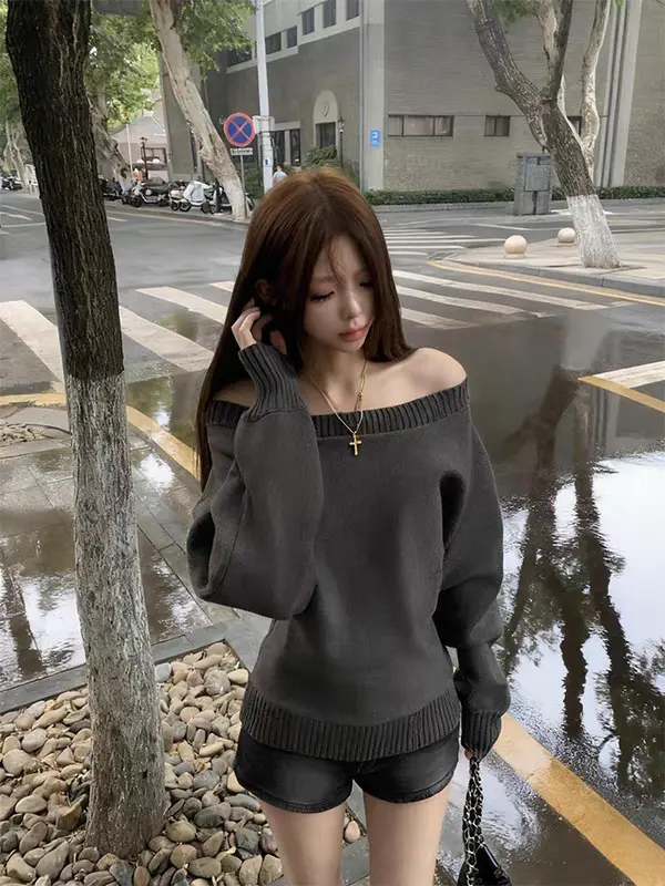 오프숄더 루즈 니트 상세 이미지 3