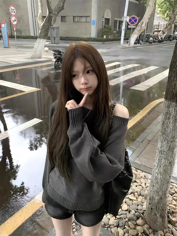 오프숄더 루즈 니트 상세 이미지 4