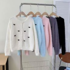 批发温柔蝴蝶结仿水貂绒<b class='q'>毛衣</b>外套女春秋软糯宽松白色针织开衫<b class='q'>短款</b>上衣