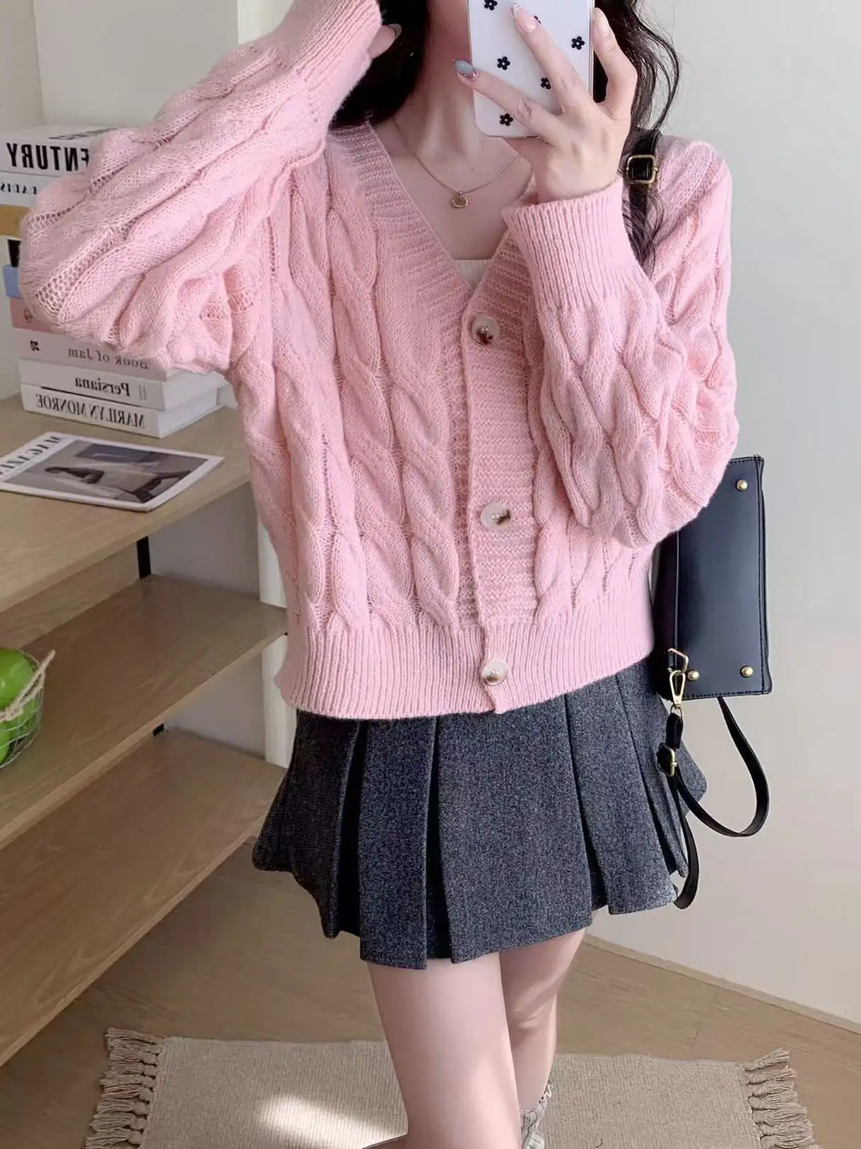 레트로 꽈배기 라운드넥 가디건 상세 이미지 1