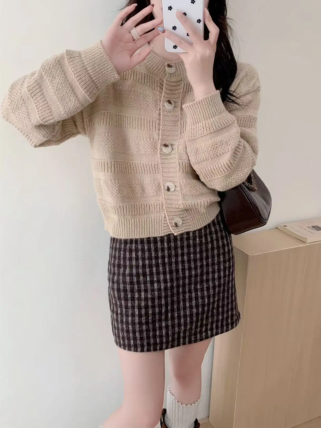 샤넬풍 가디건 니트 상세 이미지 2