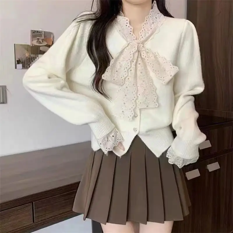 레이스 리본 V넥 크롭 가디건 상세 이미지 1