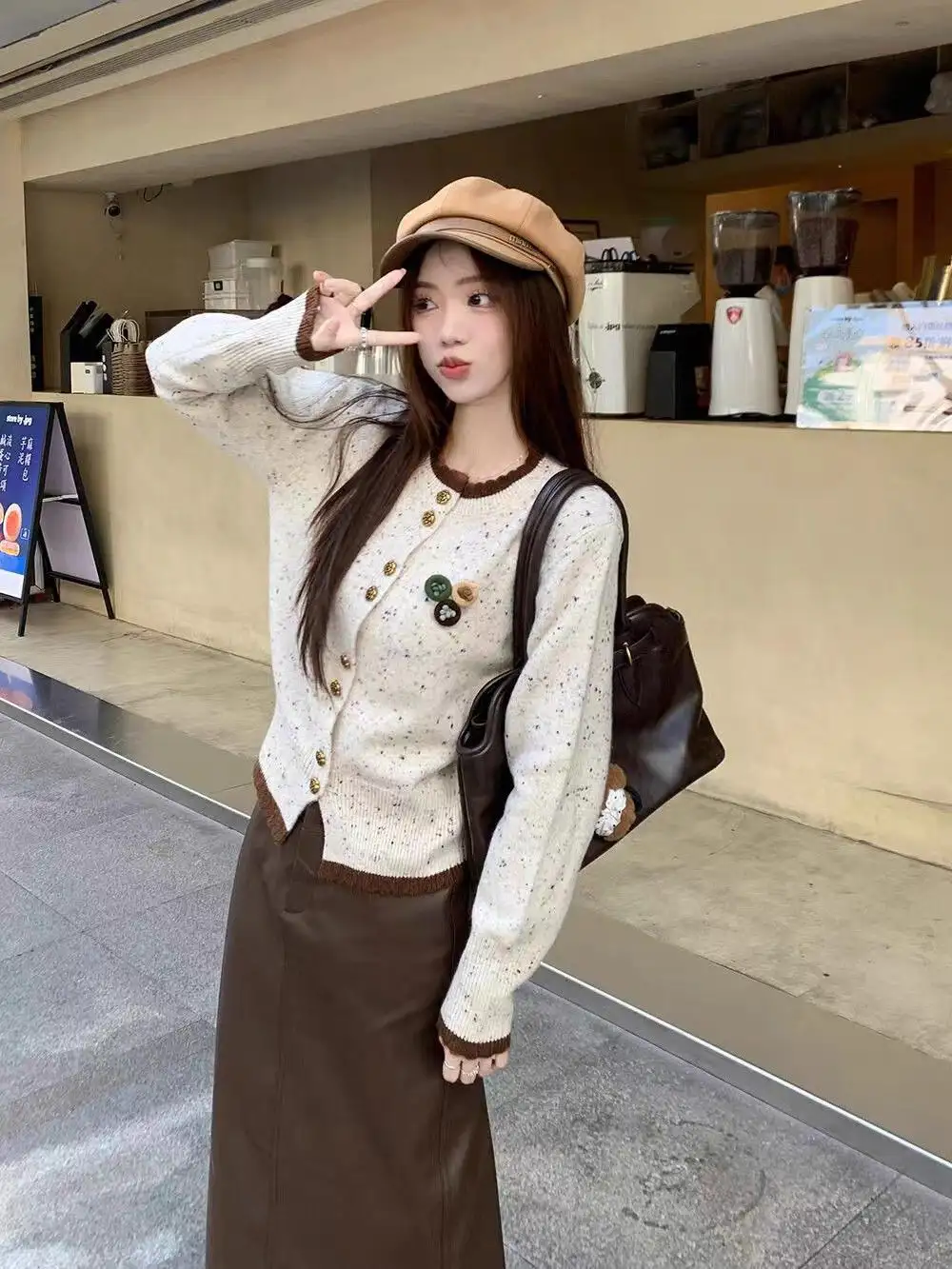 한국인기 레트로 라운드넥 배색 가디건 상세 이미지 1