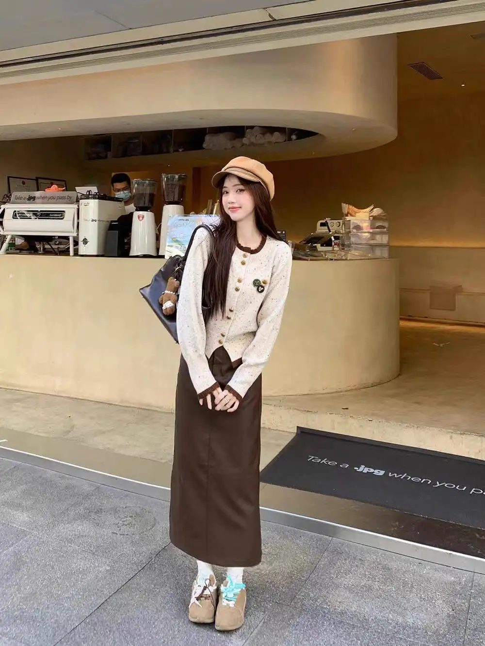 한국인기 레트로 라운드넥 배색 가디건 상세 이미지 4