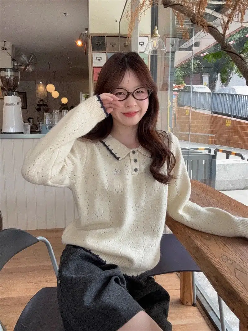 자수 폴드 칼라 긴소매 니트 상세 이미지 12