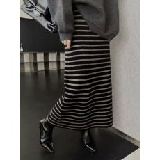 批发百搭时尚条纹浣熊绒针织半身裙女秋冬高腰垂感中长裙