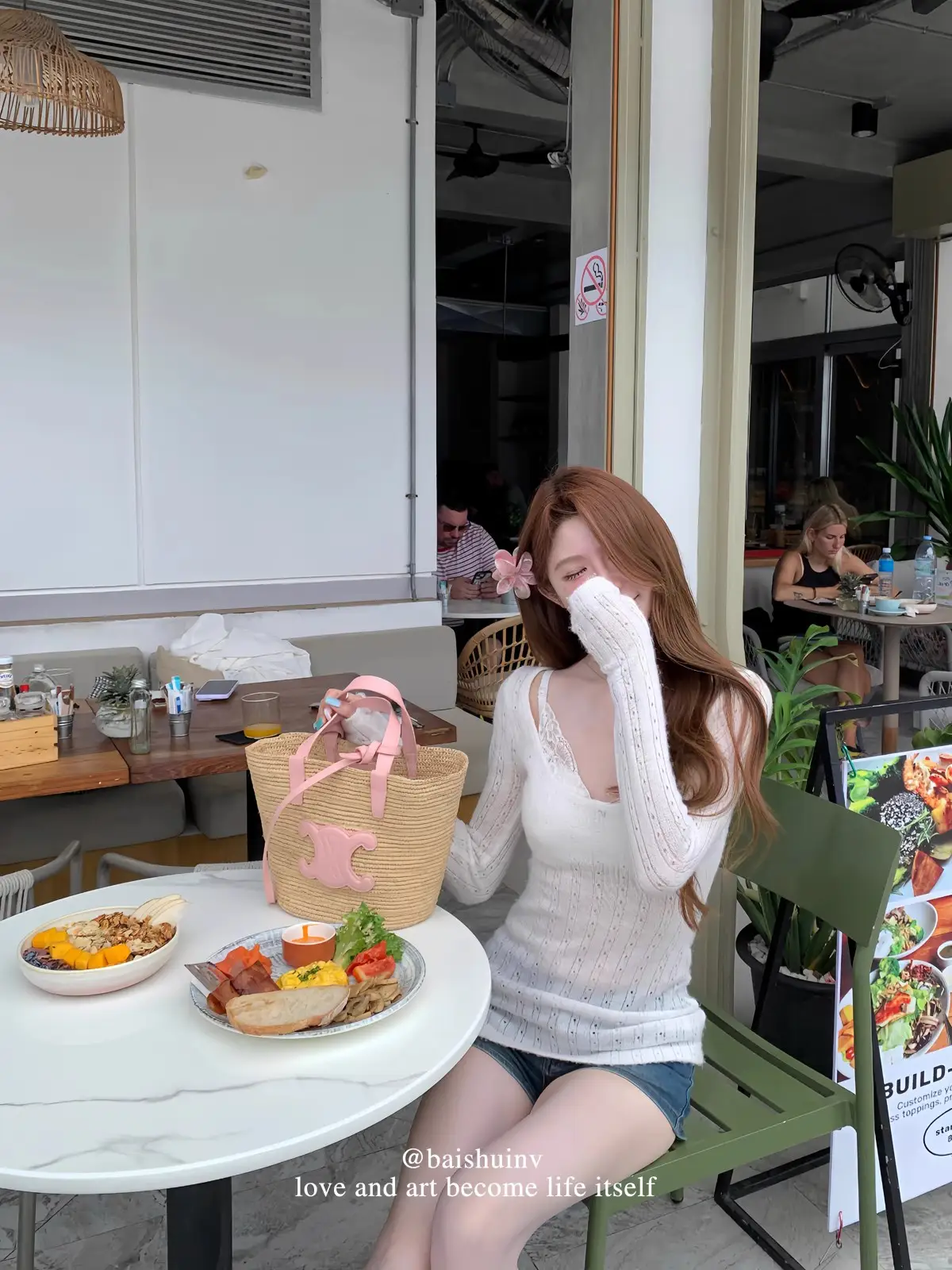 라운드넥 디자인 허리 조임 긴소매 니트 상세 이미지 28