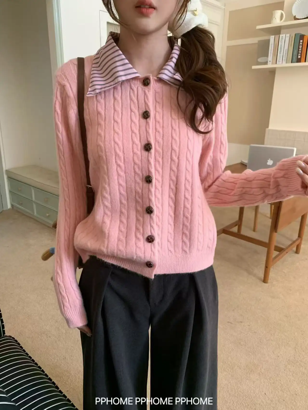 올리브 그린 체크 배색 폴드 칼라 가디건 상세 이미지 5