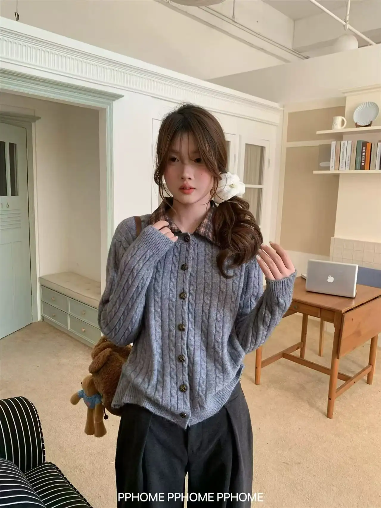 올리브 그린 체크 배색 폴드 칼라 가디건 상세 이미지 6