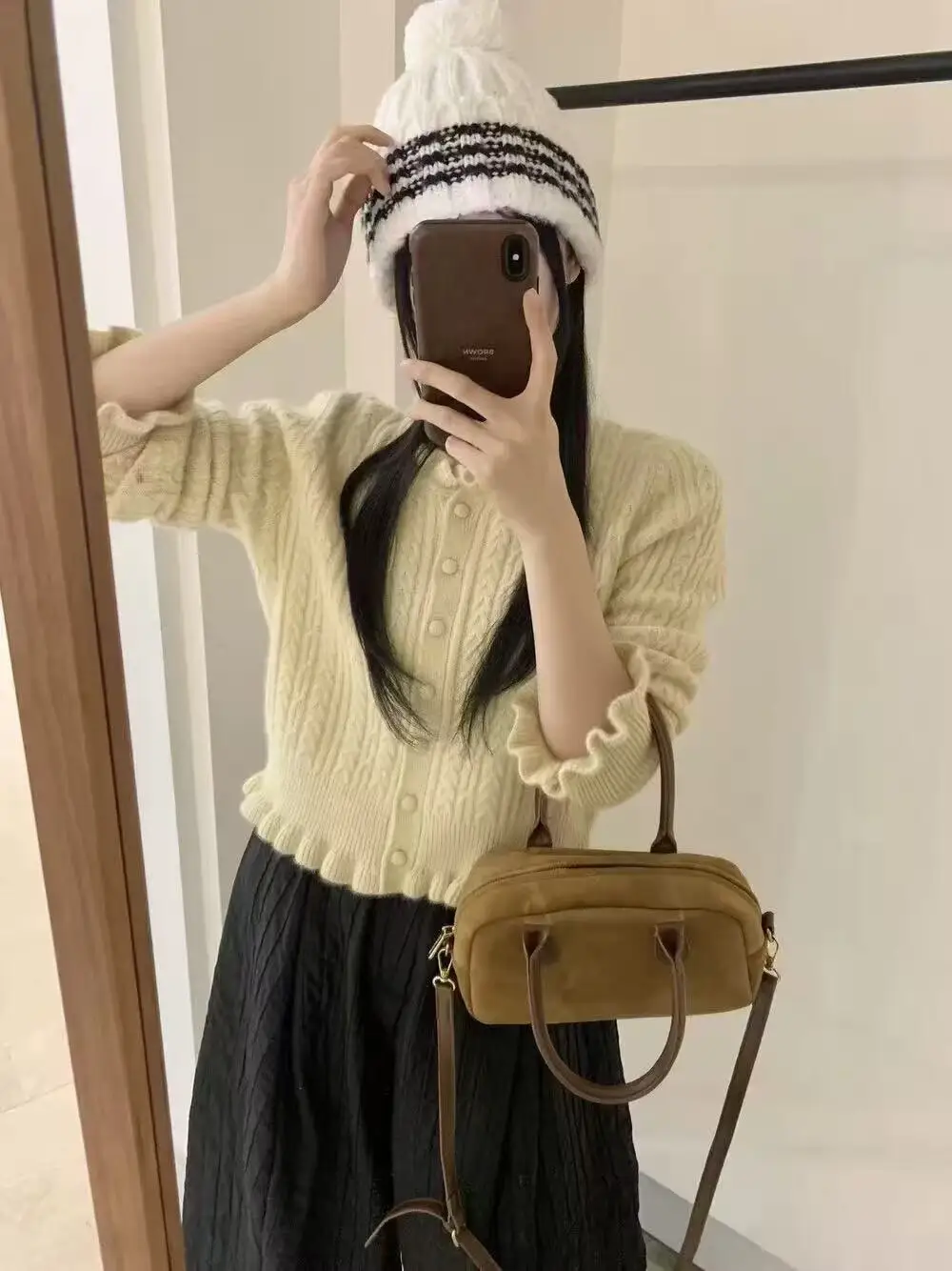 샤넬풍 라운드넥 울 가디건 상세 이미지 2