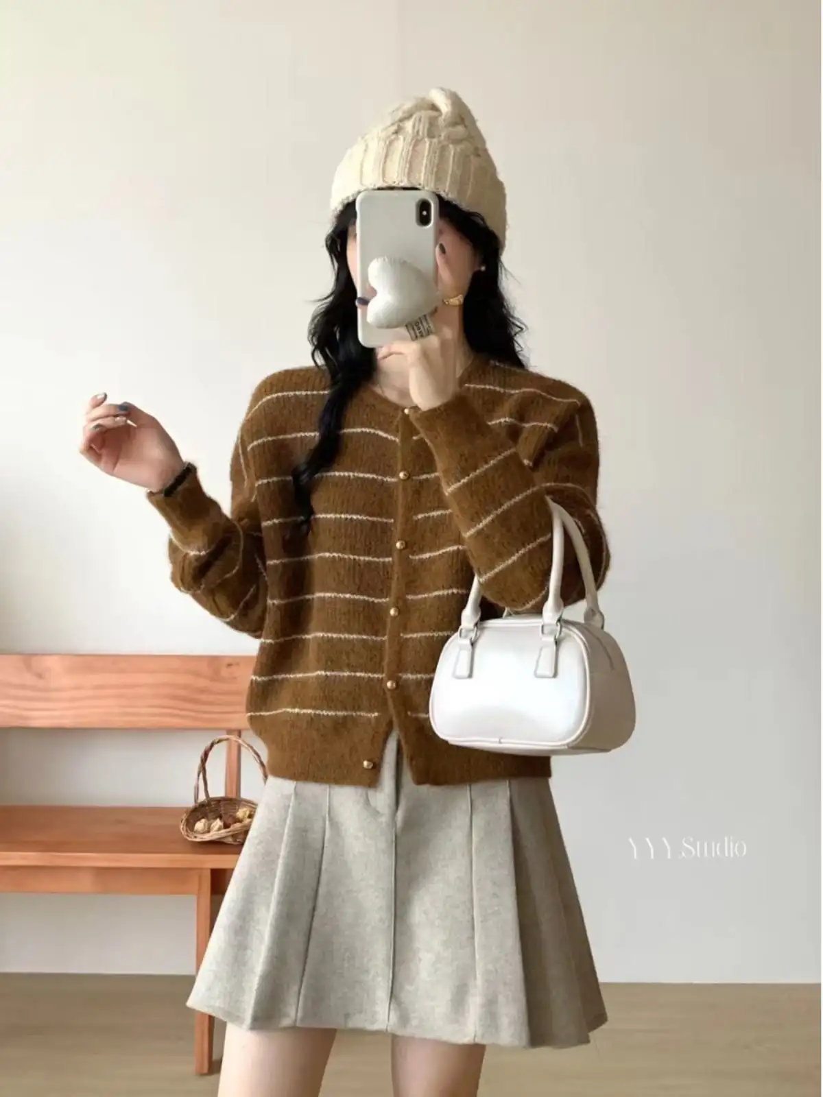 스트라이프 가디건 니트 상세 이미지 2
