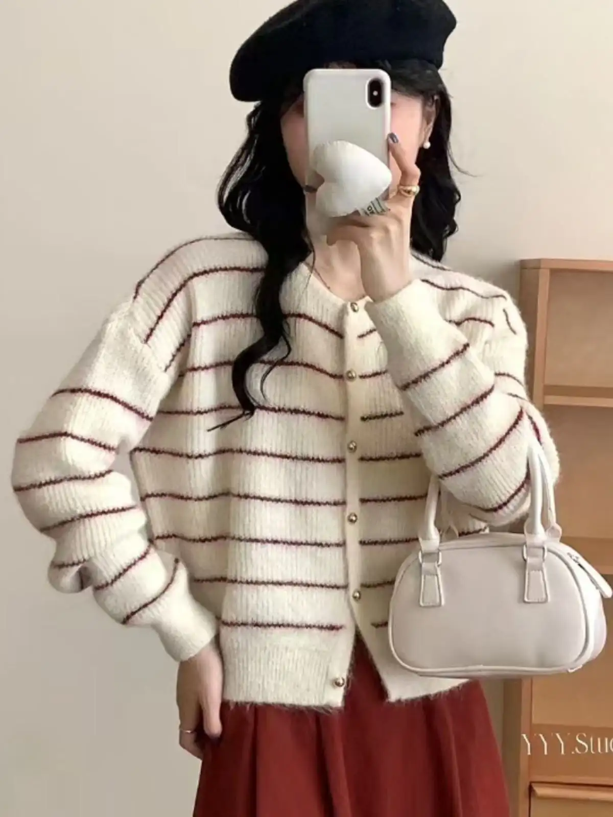 스트라이프 가디건 니트 상세 이미지 8