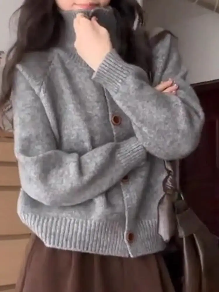 그레이 하이넥 니트 카디건 상세 이미지 1