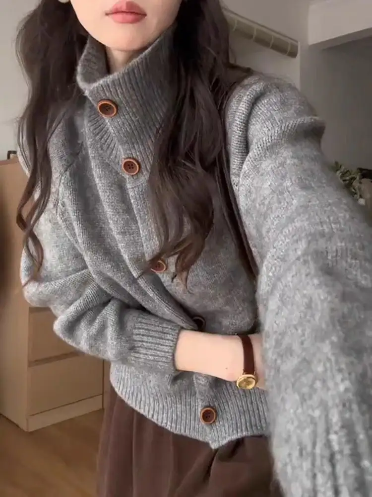 그레이 하이넥 니트 카디건 상세 이미지 3