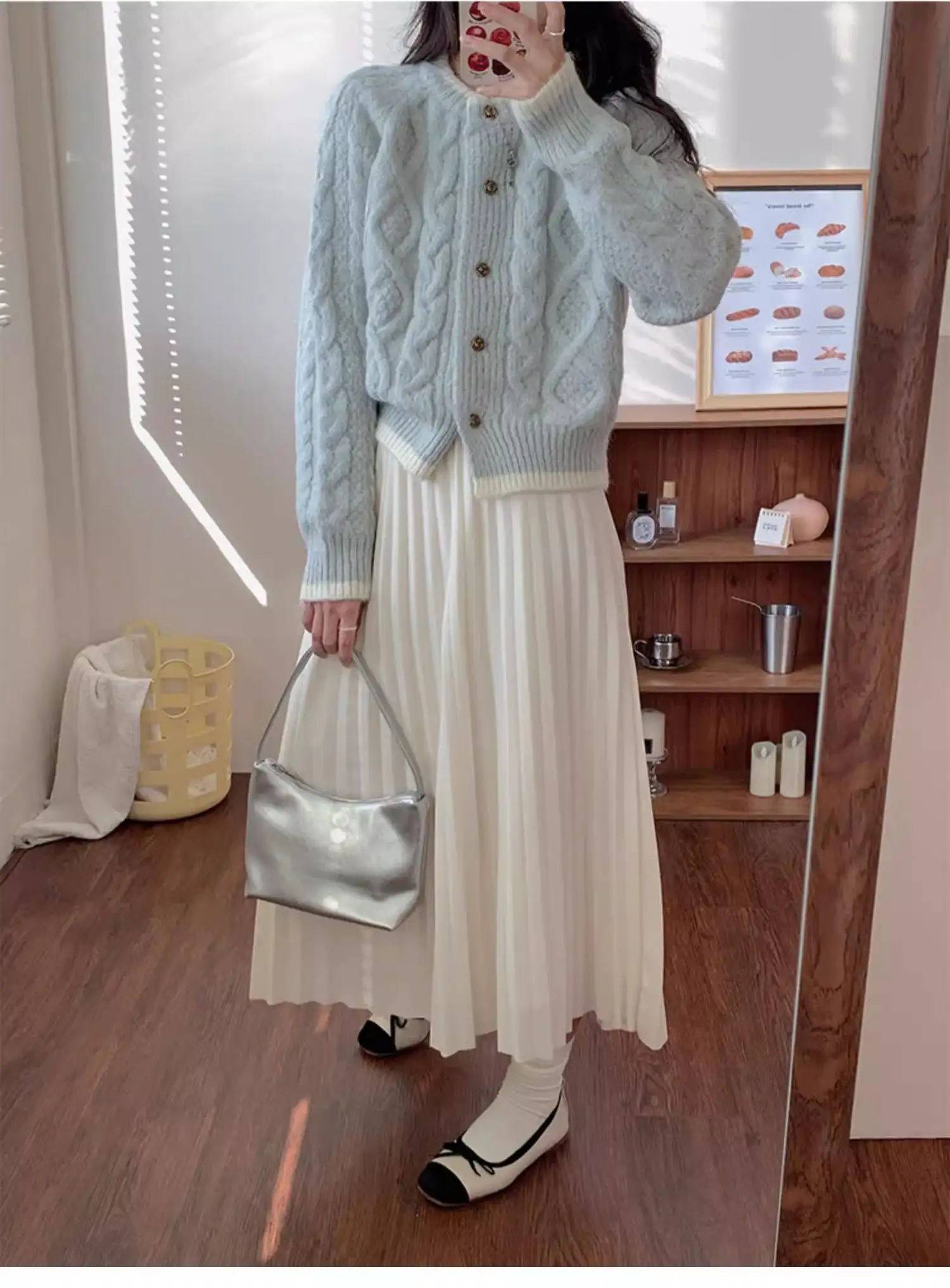 울 블루 크롭 꽈배기 가디건 상세 이미지 5