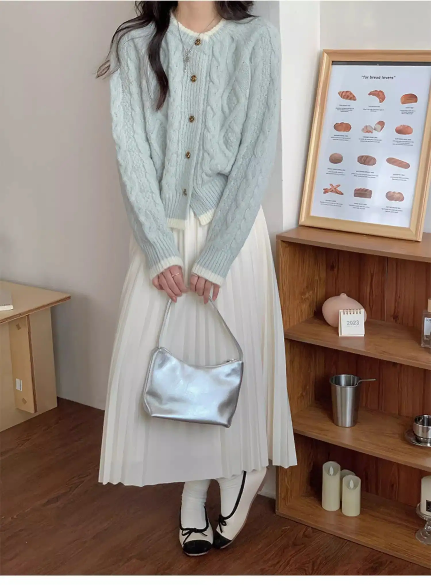 울 블루 크롭 꽈배기 가디건 상세 이미지 6