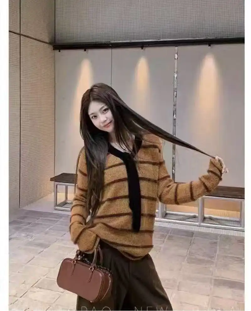 한국인기 레트로 스트라이프 가디건 상세 이미지 2
