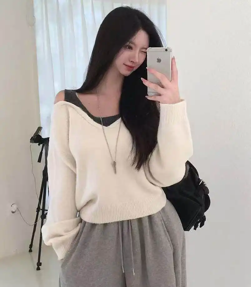 투톤 오프숄더 니트 상세 이미지 1