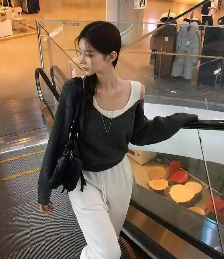 투톤 오프숄더 니트 상세 이미지 6