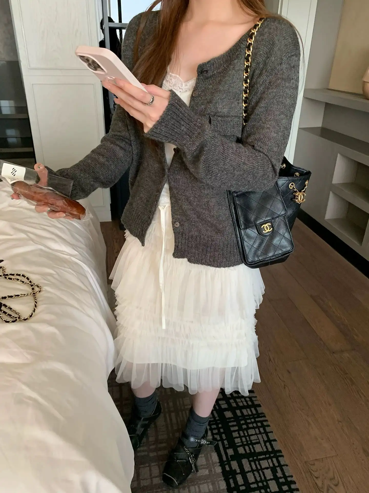 마해모 라운드넥 루즈핏 가디건 상세 이미지 5