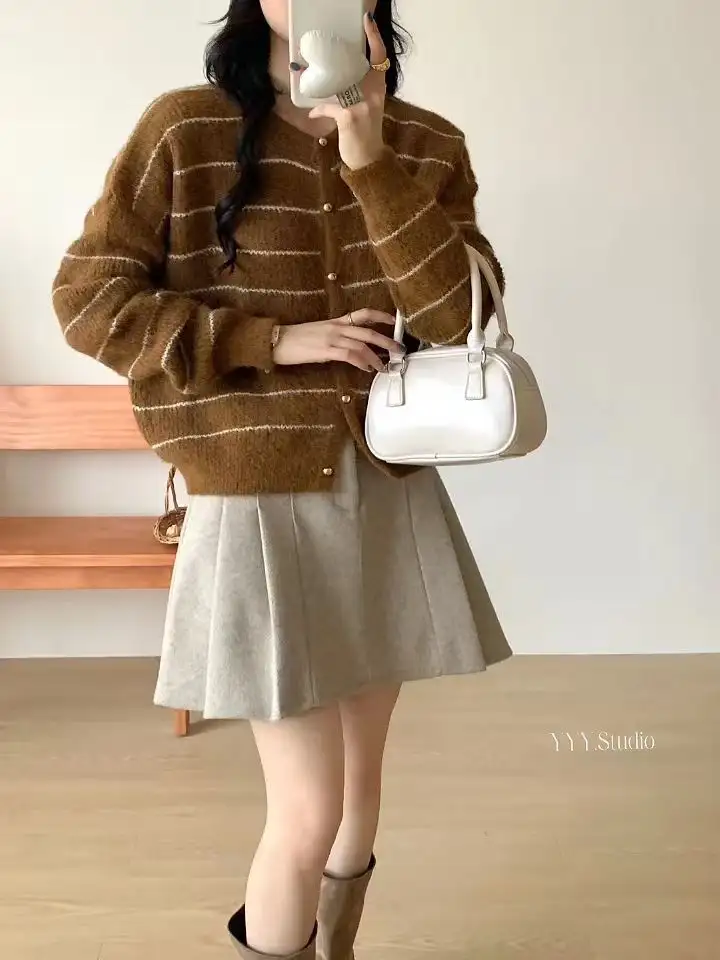 스트라이프 니트 가디건 상세 이미지 4