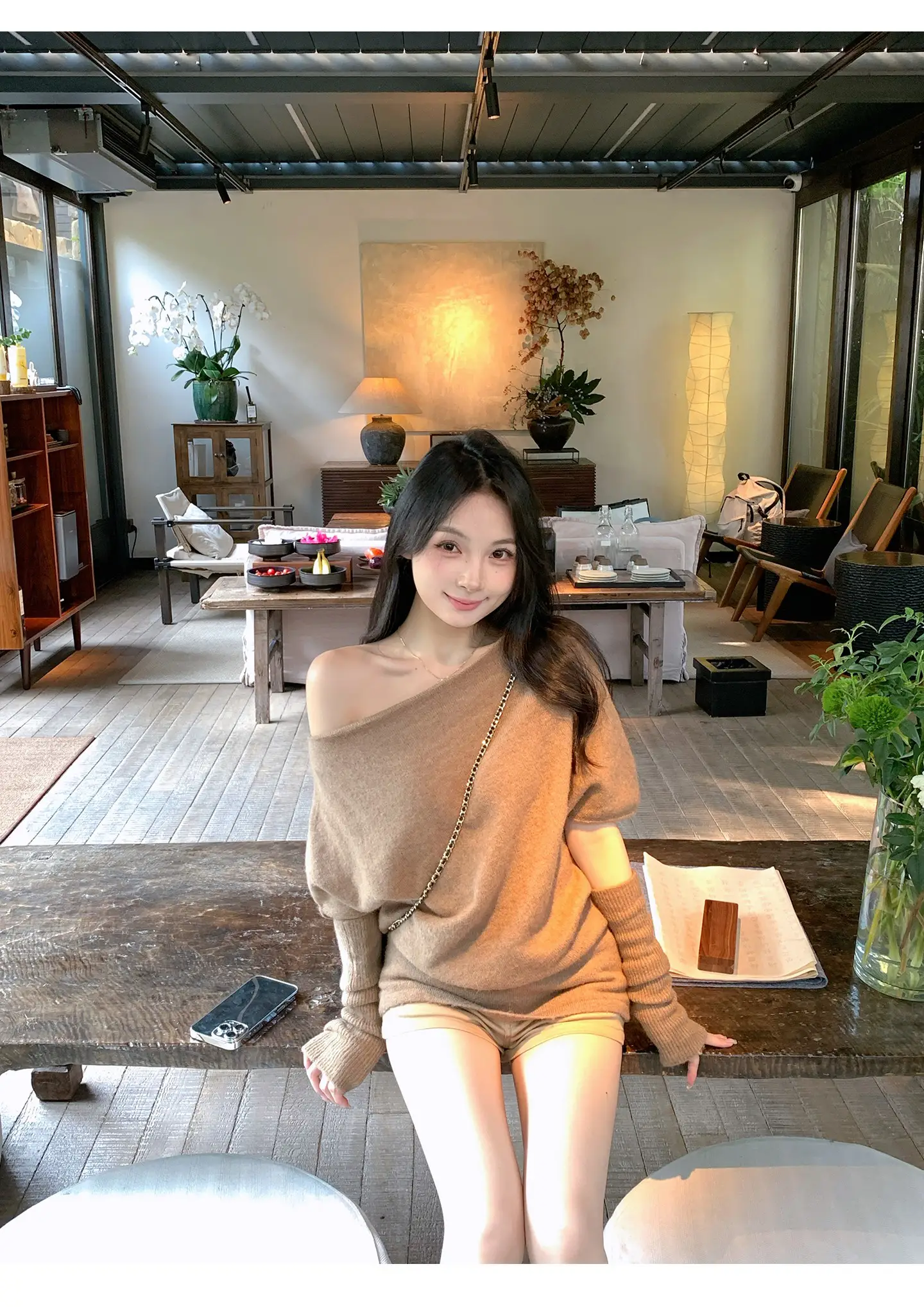 모헤어 혼방 오프숄더 니트 상세 이미지 11