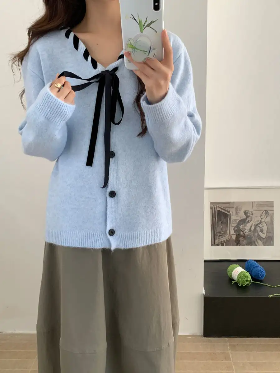 디자인 끈 V넥 단추 가디건