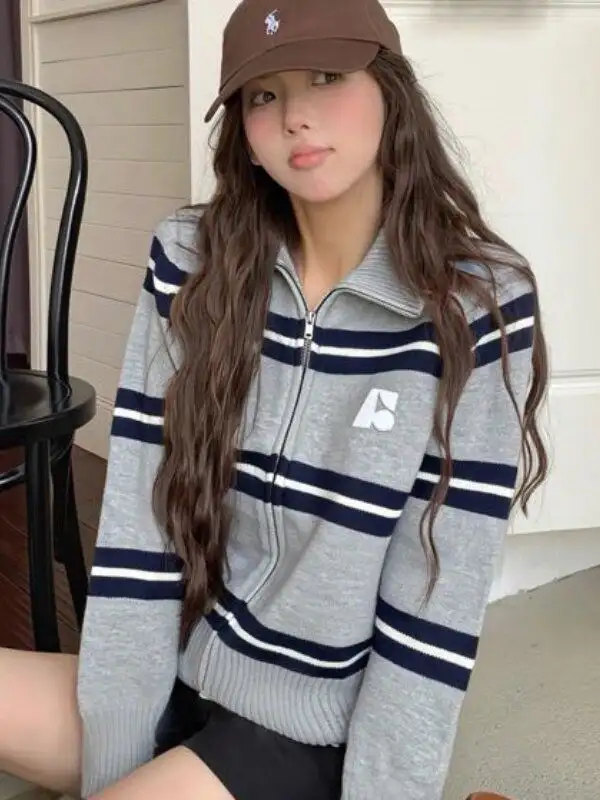배색 더블 지퍼 하이넥 스트라이프 가디건 상세 이미지 3