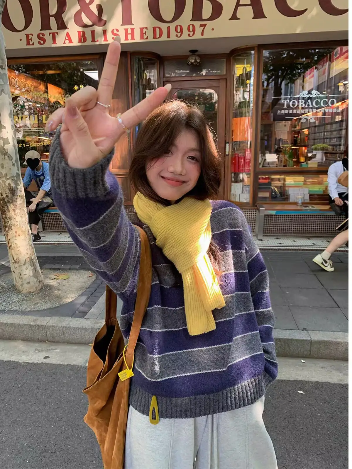 한국인기 배색 스트라이프 루즈핏 가디건 상세 이미지 8