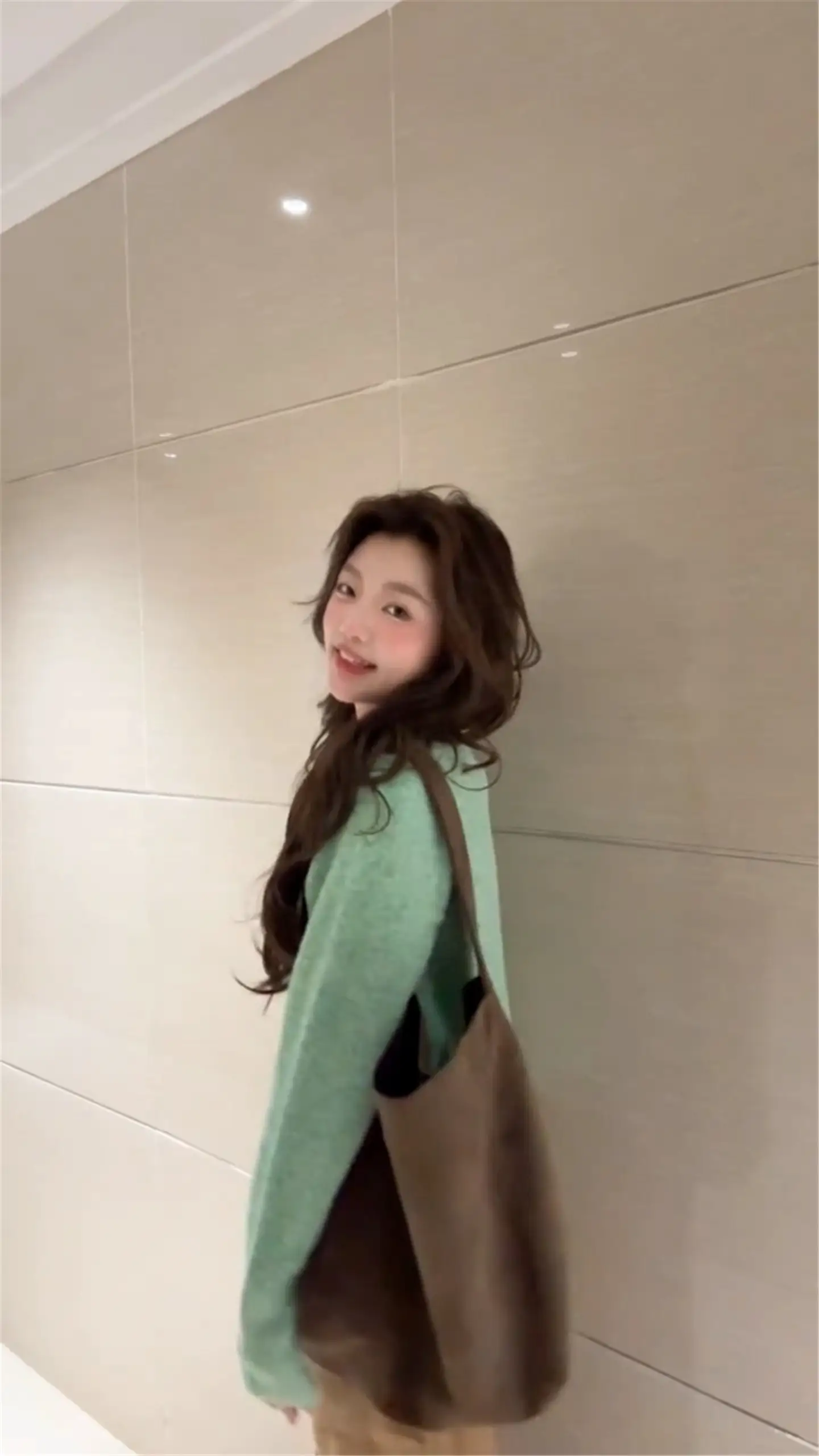 한국인기 그린 루즈핏 니트 가디건 상세 이미지 6