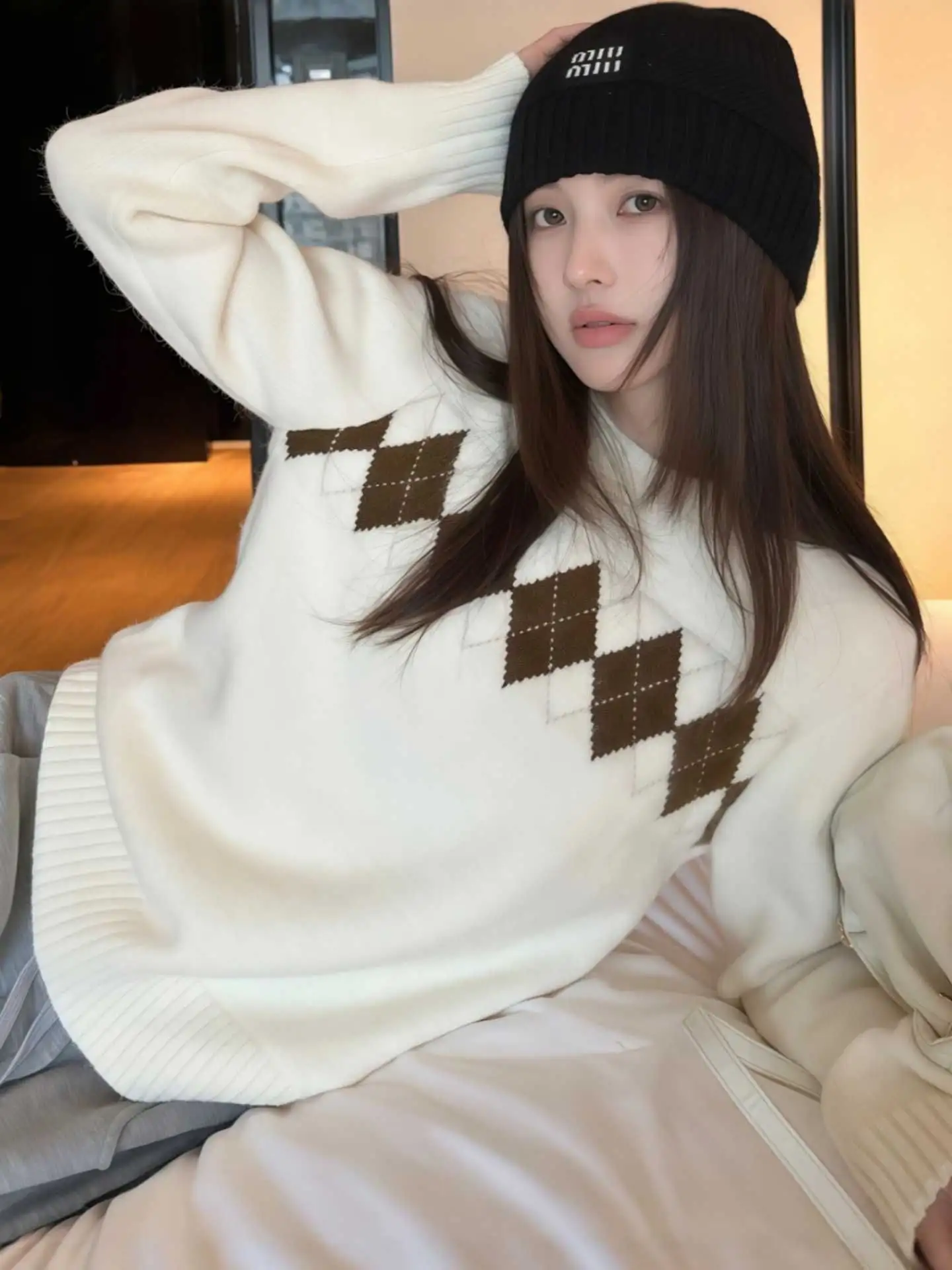 다이아몬드 퀼팅 크롭 가디건