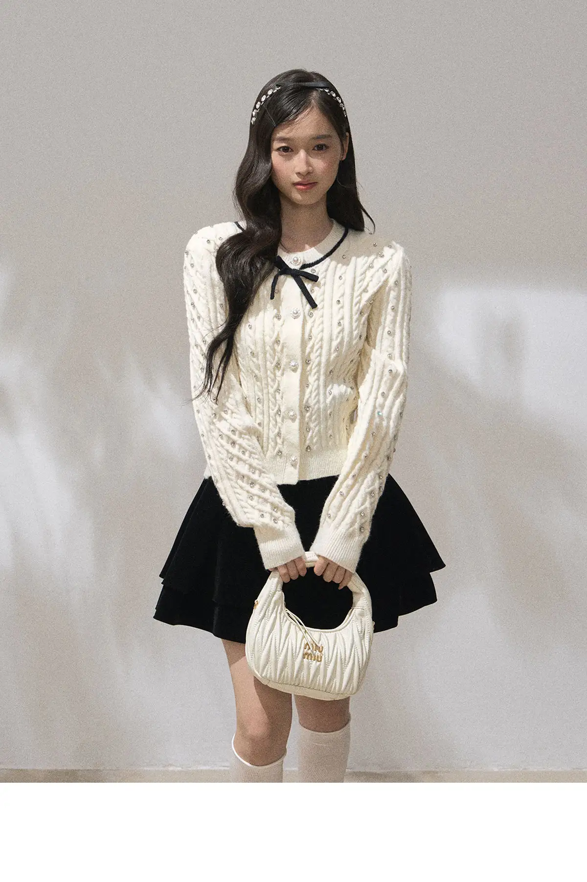 샤넬풍 크리스탈 장식 긴소매 가디건 상세 이미지 6