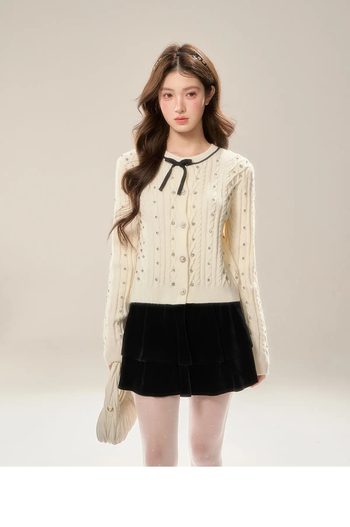 샤넬풍 크리스탈 장식 긴소매 가디건 상세 이미지 9