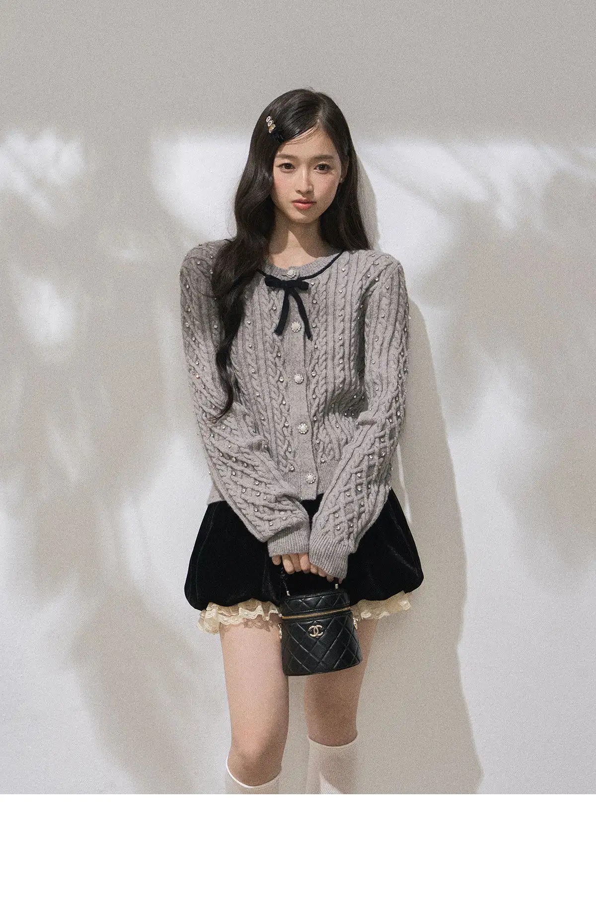 샤넬풍 크리스탈 장식 긴소매 가디건 상세 이미지 13