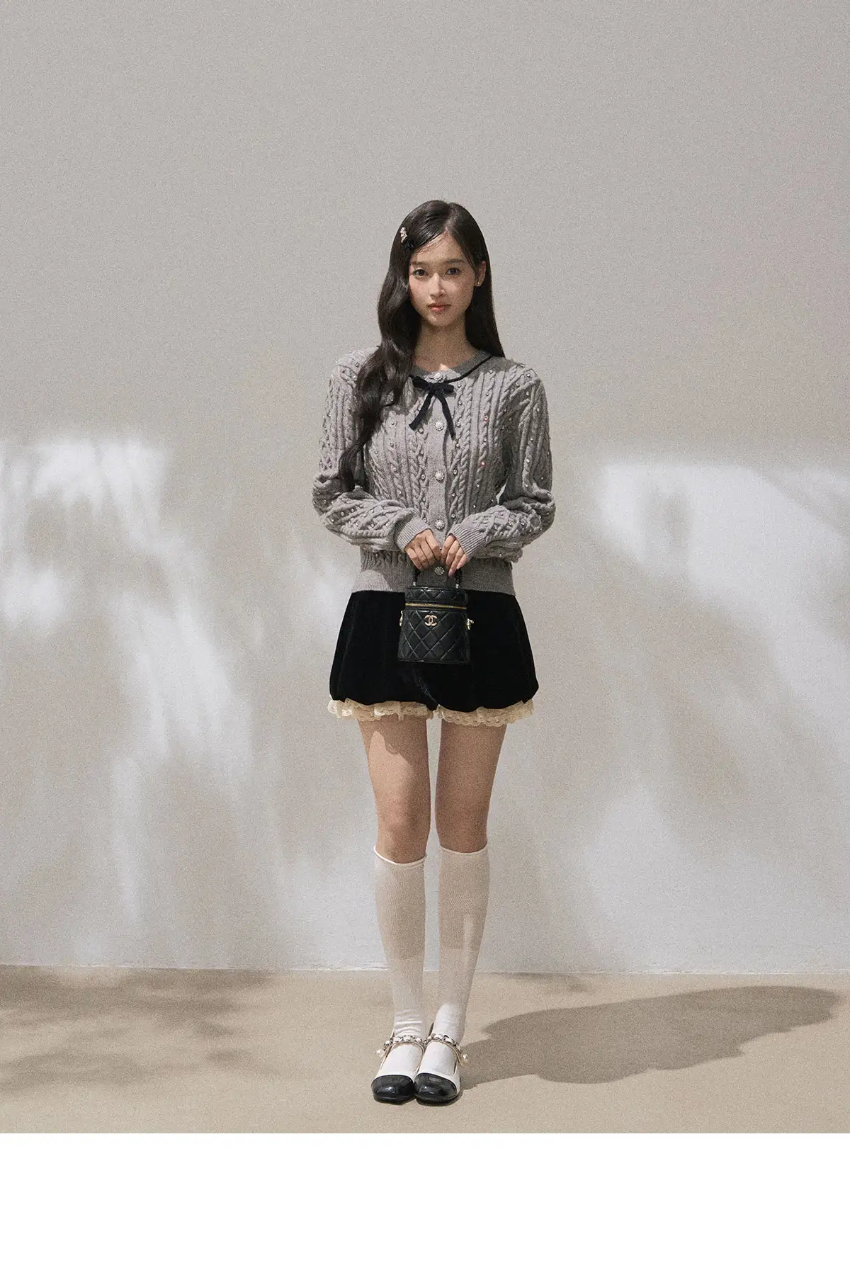 샤넬풍 크리스탈 장식 긴소매 가디건 상세 이미지 15