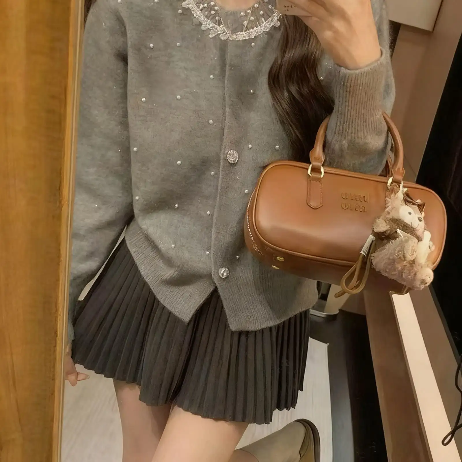 프랑스풍 자수 디테일 라운드넥 가디건 상세 이미지 2