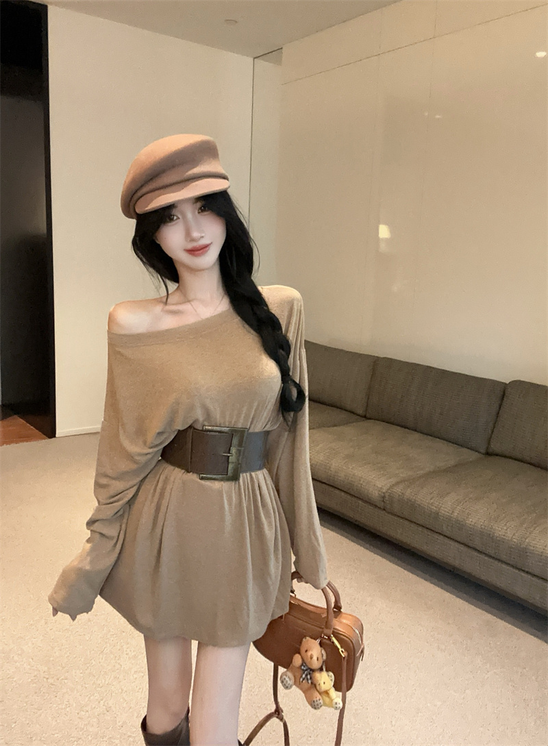 MY13246# 新款~纯欲露肩小心机长袖收腰显瘦T恤上衣女配宽款皮带女裝貨源服裝批發