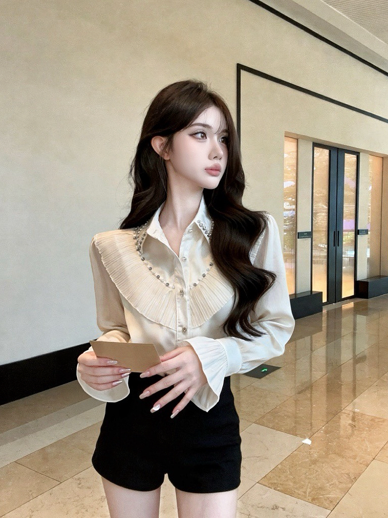 新款气质重工钉珠荷叶边缎面长袖衬衫女 服裝批發女裝批發服飾貨源