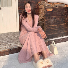 批发囍鱼 明媚又娇俏 复古港风优雅性感包臀针织鱼尾中长V领<b class='q'>连衣裙</b>女