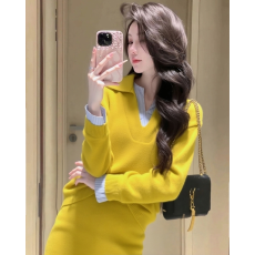 批发韩系chic独特超好看设计感高级感玫红色针织衫短裙两件套装女冬季