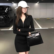 批发小香风拉链翻领针织连衣裙长袖短款修身包臀轻奢高级感秋冬毛衣裙