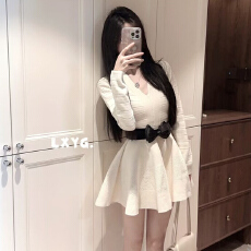 批发法式名媛V领蝴蝶结针织<b class='q'>连衣裙</b>女秋冬收腰显瘦晚宴打底蓬蓬短裙