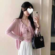 批发杨小卷 法式少女<b class='q'>针织</b>两件套 春夏薄款长袖<b class='q'>开衫</b>+花边蕾丝<b class='q'>针织</b>吊带