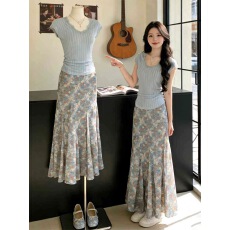 批发韩系chic套装温柔风蓝色针织上衣碎花半身裙独特漂亮两件套2026<b class='q'>夏</b>